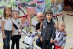 Vilniuje varžėsi mažieji dviratininkai